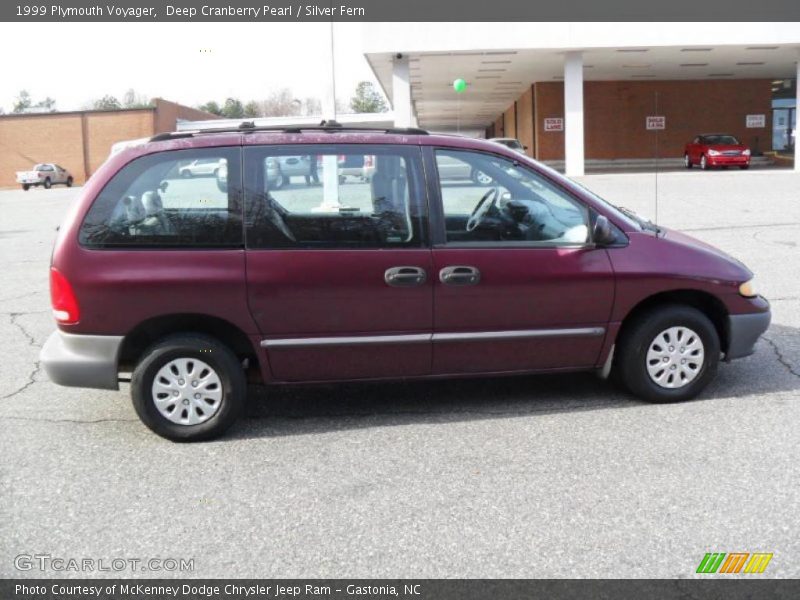 Deep Cranberry Pearl / Silver Fern 1999 Plymouth Voyager