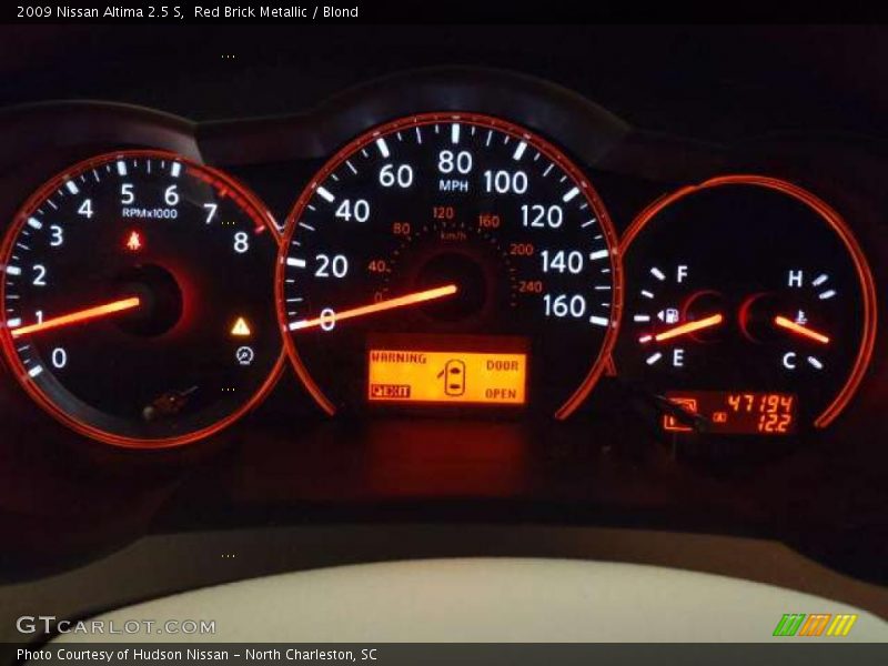 Red Brick Metallic / Blond 2009 Nissan Altima 2.5 S