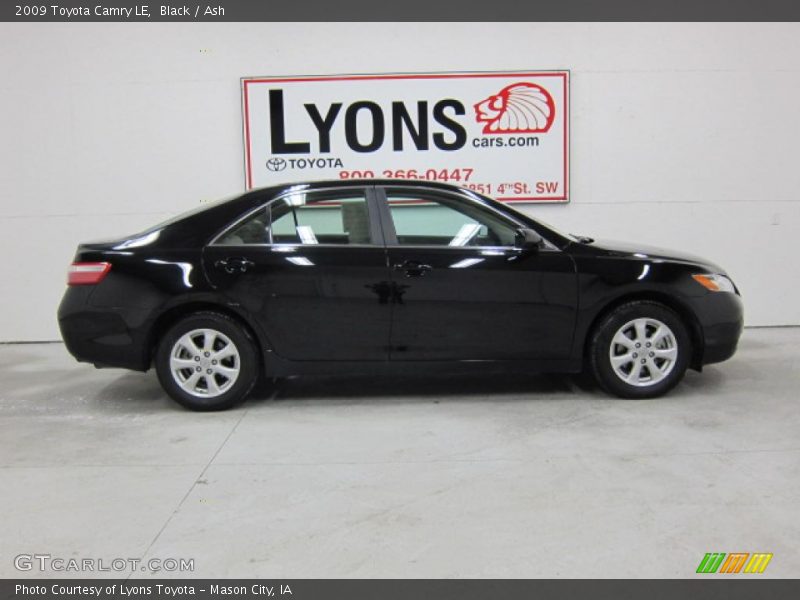 Black / Ash 2009 Toyota Camry LE