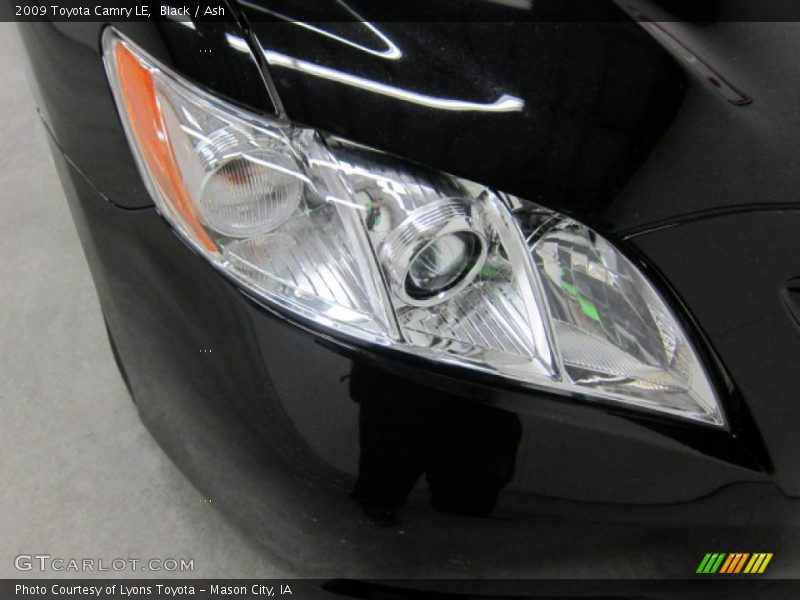 Black / Ash 2009 Toyota Camry LE