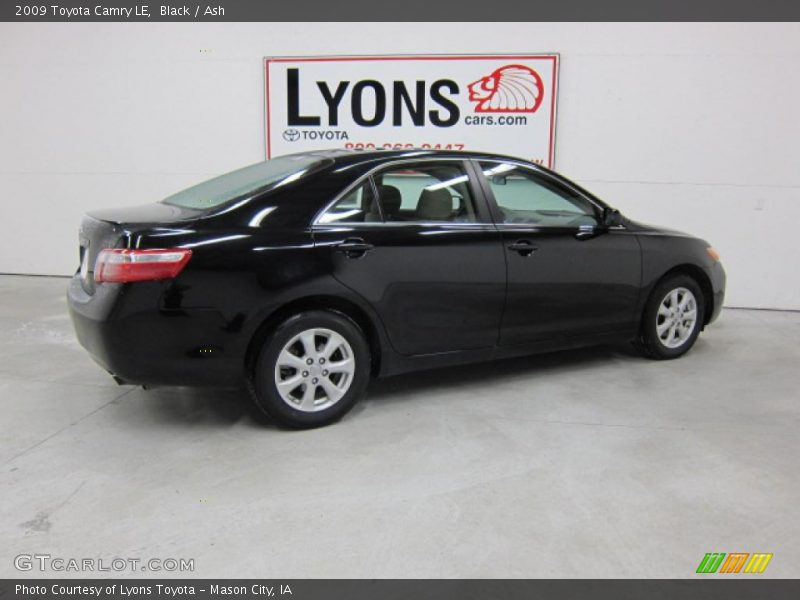 Black / Ash 2009 Toyota Camry LE