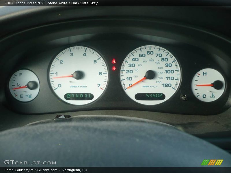 Stone White / Dark Slate Gray 2004 Dodge Intrepid SE