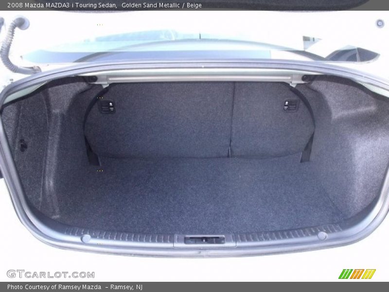  2008 MAZDA3 i Touring Sedan Trunk