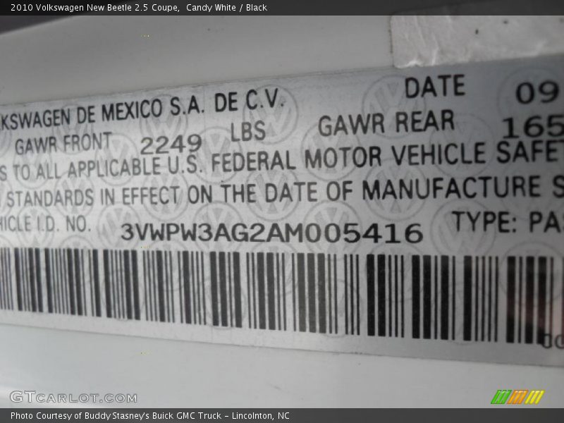 Candy White / Black 2010 Volkswagen New Beetle 2.5 Coupe