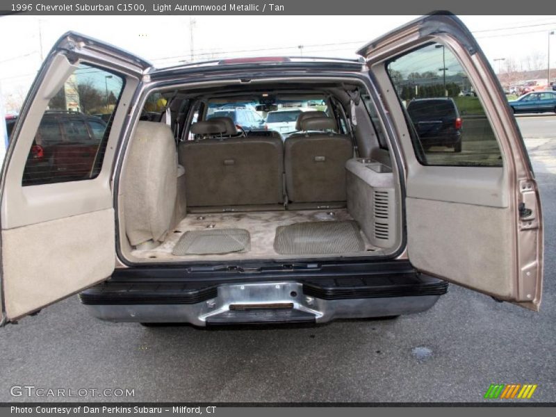  1996 Suburban C1500 Trunk