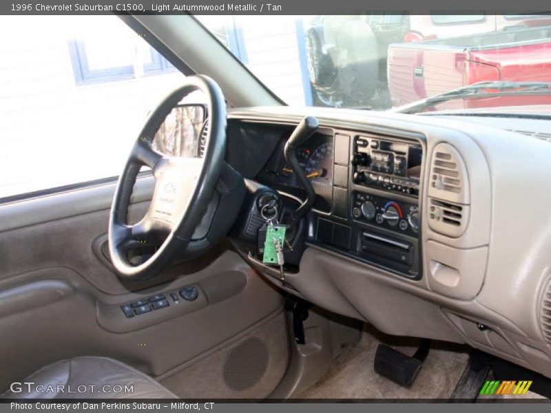 Light Autumnwood Metallic / Tan 1996 Chevrolet Suburban C1500