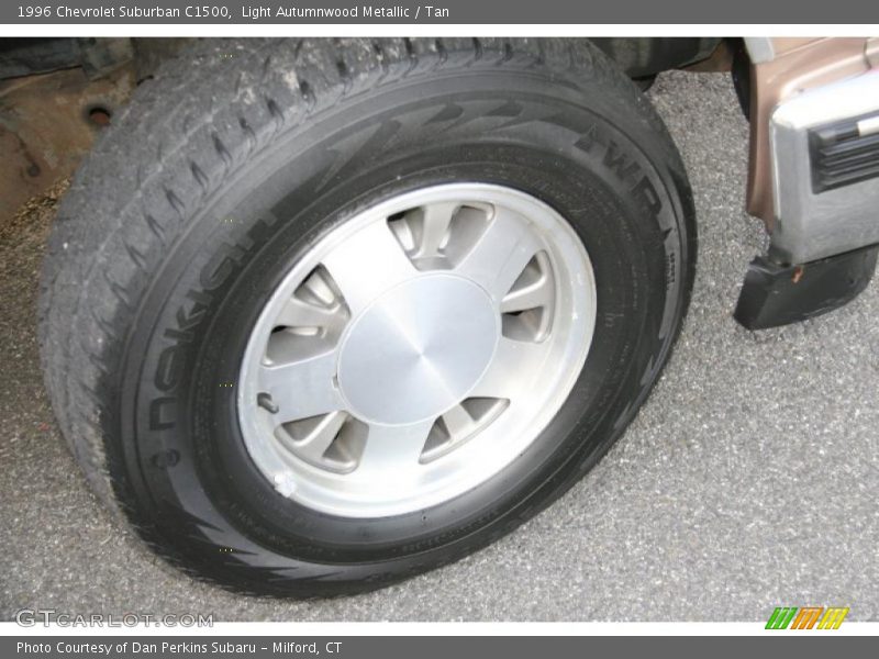  1996 Suburban C1500 Wheel