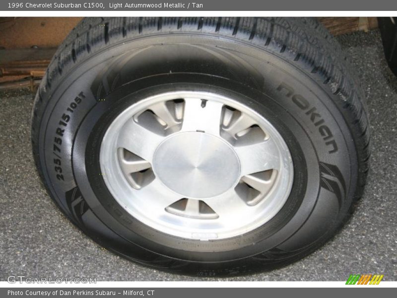  1996 Suburban C1500 Wheel