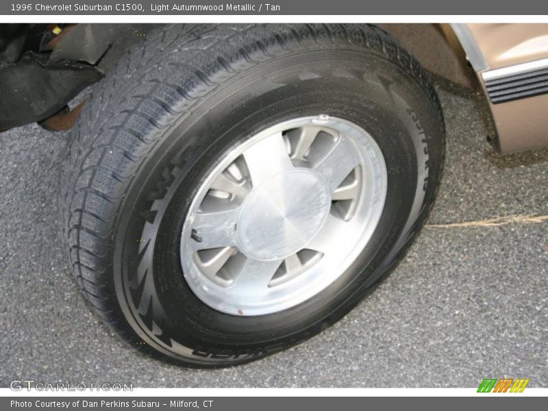  1996 Suburban C1500 Wheel