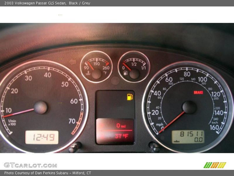 Black / Grey 2003 Volkswagen Passat GLS Sedan