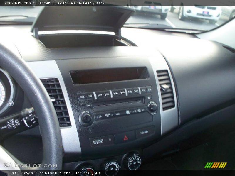 Graphite Gray Pearl / Black 2007 Mitsubishi Outlander ES