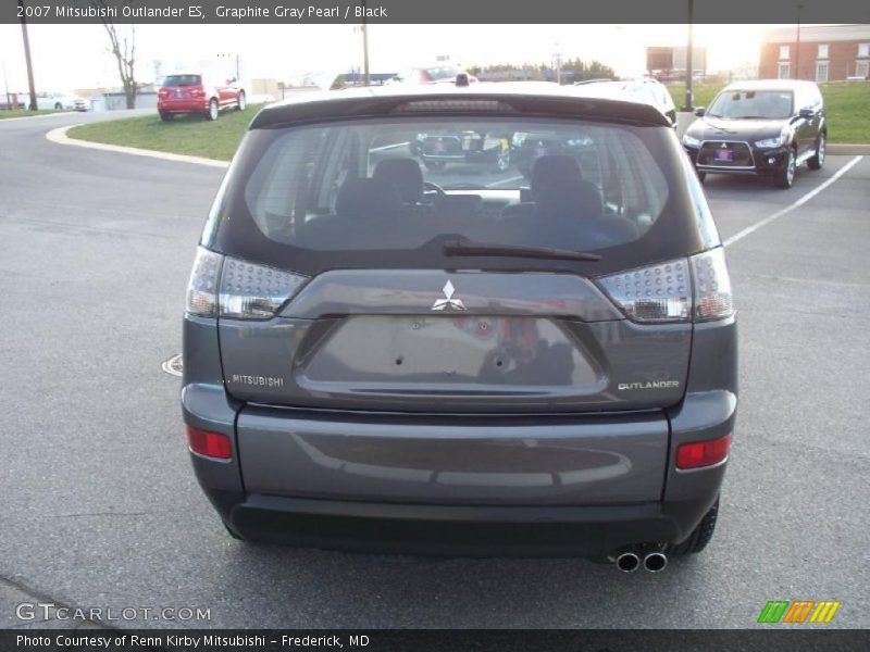 Graphite Gray Pearl / Black 2007 Mitsubishi Outlander ES