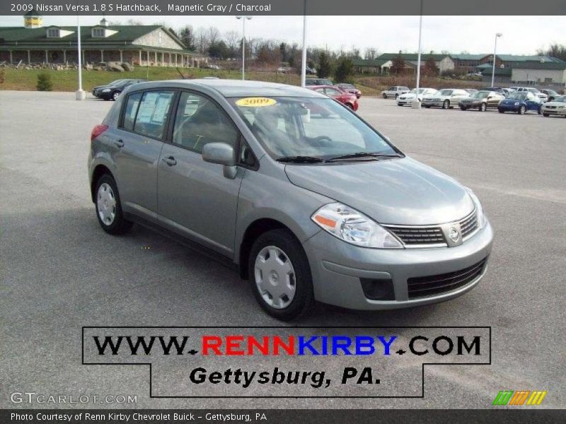 Magnetic Gray / Charcoal 2009 Nissan Versa 1.8 S Hatchback