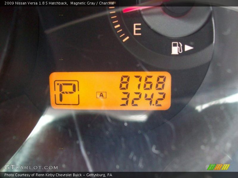 Magnetic Gray / Charcoal 2009 Nissan Versa 1.8 S Hatchback