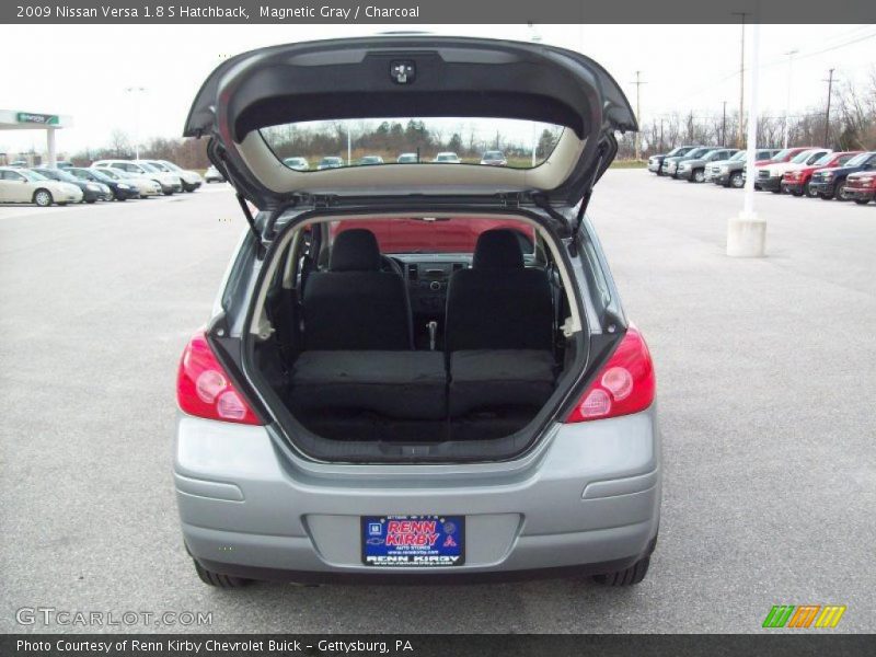 Magnetic Gray / Charcoal 2009 Nissan Versa 1.8 S Hatchback