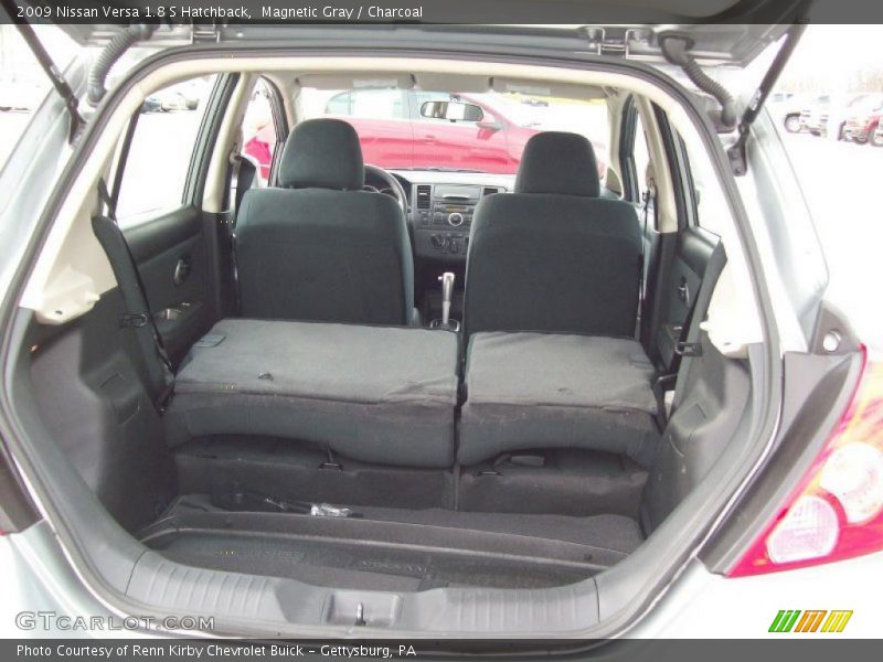 Magnetic Gray / Charcoal 2009 Nissan Versa 1.8 S Hatchback
