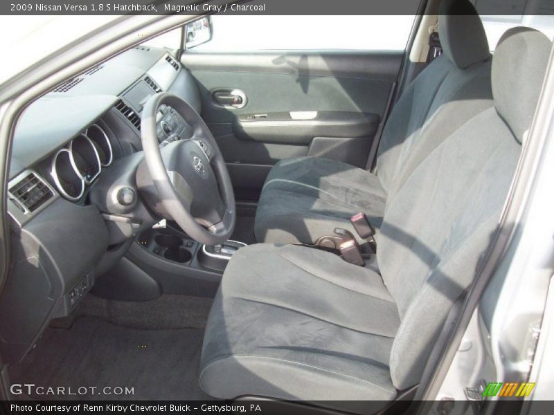 Magnetic Gray / Charcoal 2009 Nissan Versa 1.8 S Hatchback