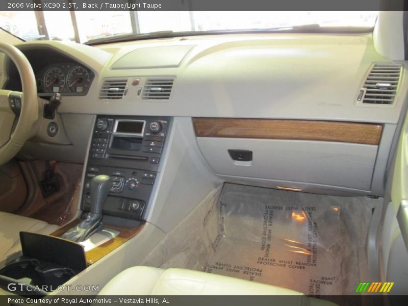 Black / Taupe/Light Taupe 2006 Volvo XC90 2.5T