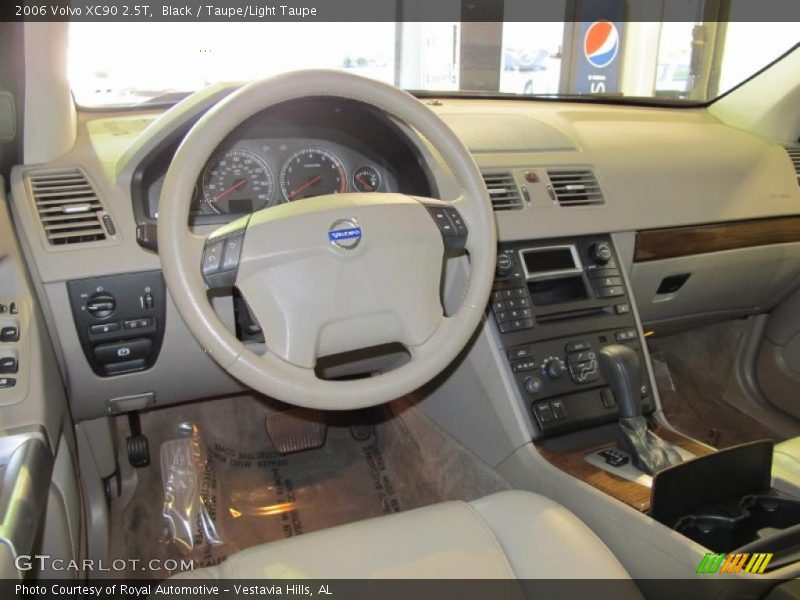 Black / Taupe/Light Taupe 2006 Volvo XC90 2.5T
