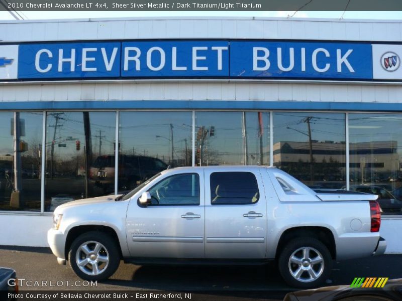 Sheer Silver Metallic / Dark Titanium/Light Titanium 2010 Chevrolet Avalanche LT 4x4