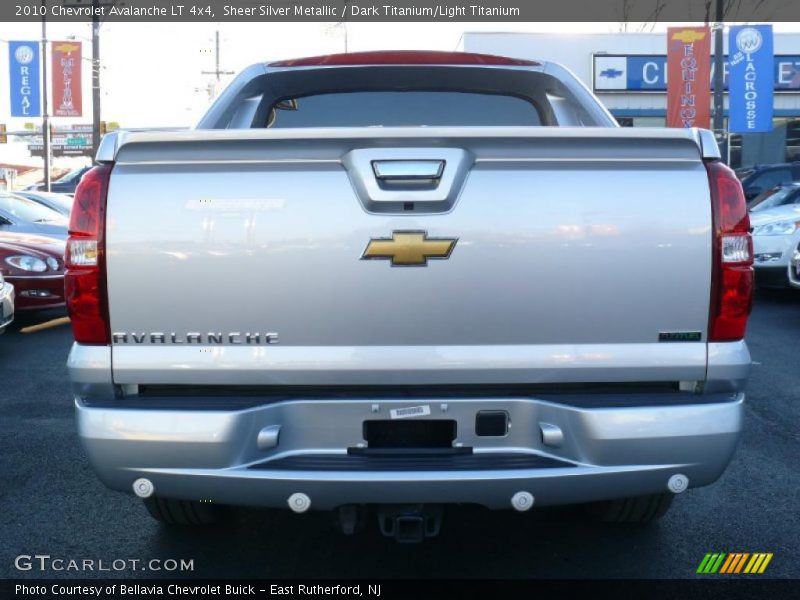 Sheer Silver Metallic / Dark Titanium/Light Titanium 2010 Chevrolet Avalanche LT 4x4