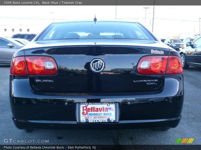 Black Onyx / Titanium Gray 2006 Buick Lucerne CXL