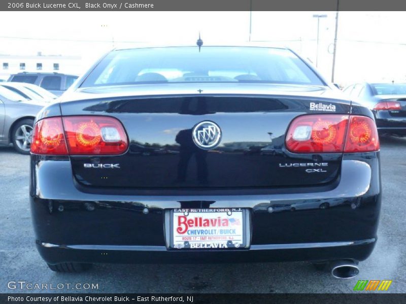 Black Onyx / Cashmere 2006 Buick Lucerne CXL