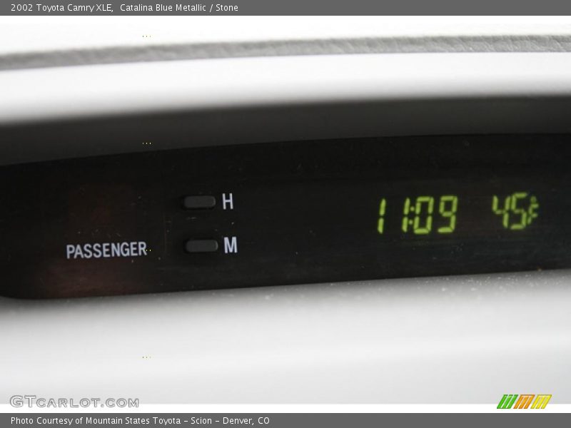 Catalina Blue Metallic / Stone 2002 Toyota Camry XLE