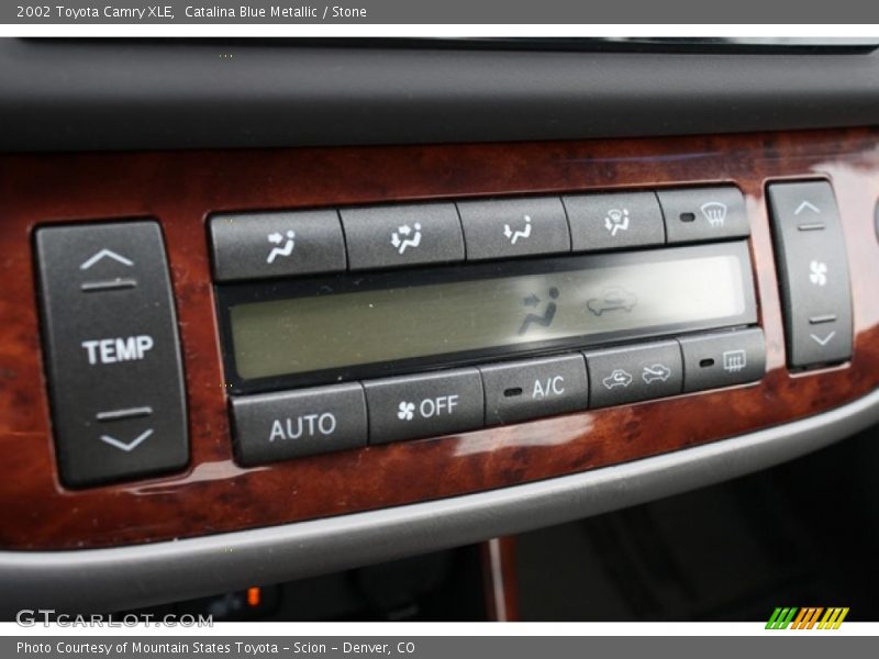 Catalina Blue Metallic / Stone 2002 Toyota Camry XLE