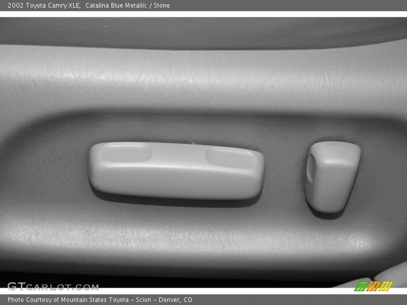 Catalina Blue Metallic / Stone 2002 Toyota Camry XLE