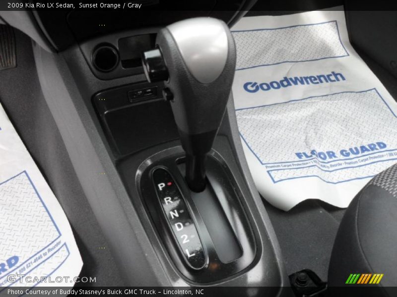  2009 Rio LX Sedan 4 Speed Automatic Shifter
