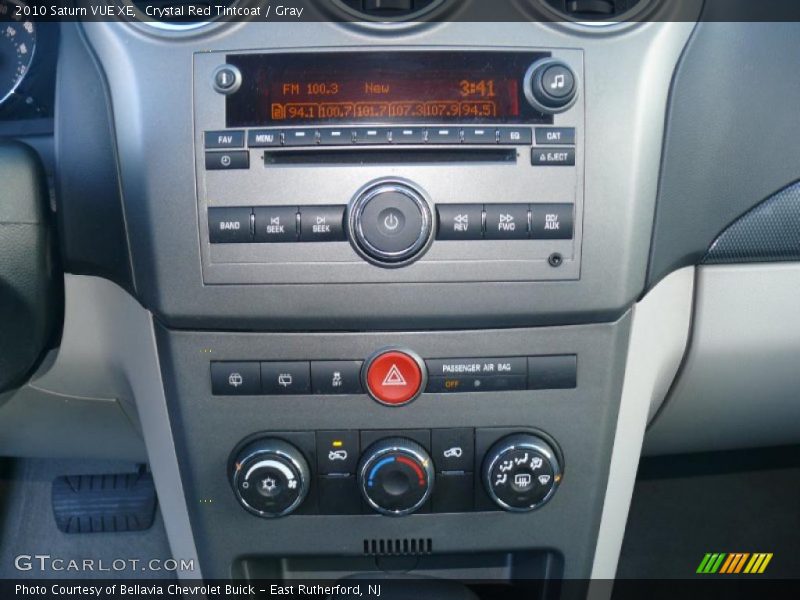 Crystal Red Tintcoat / Gray 2010 Saturn VUE XE