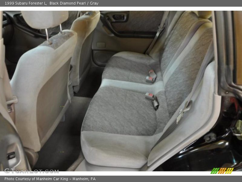Black Diamond Pearl / Gray 1999 Subaru Forester L