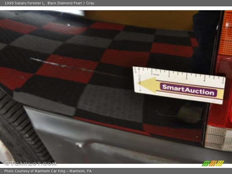 Black Diamond Pearl / Gray 1999 Subaru Forester L