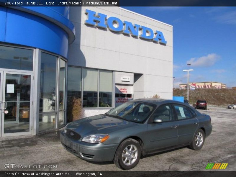 Light Tundra Metallic / Medium/Dark Flint 2007 Ford Taurus SEL