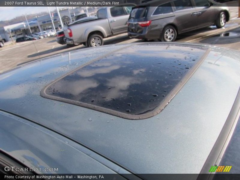 Light Tundra Metallic / Medium/Dark Flint 2007 Ford Taurus SEL