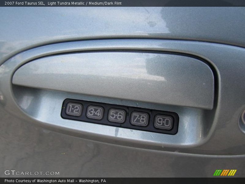 Light Tundra Metallic / Medium/Dark Flint 2007 Ford Taurus SEL