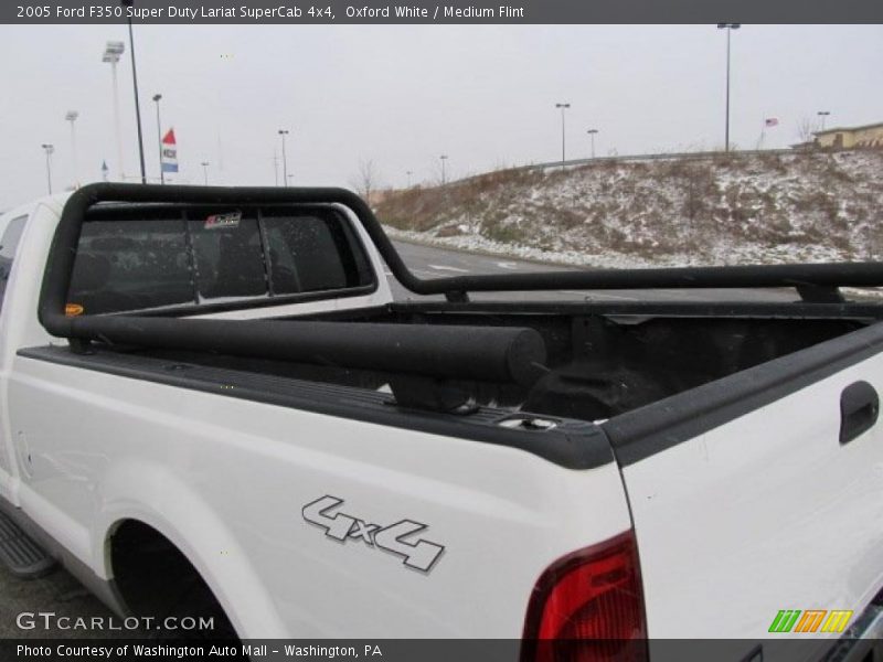 Oxford White / Medium Flint 2005 Ford F350 Super Duty Lariat SuperCab 4x4