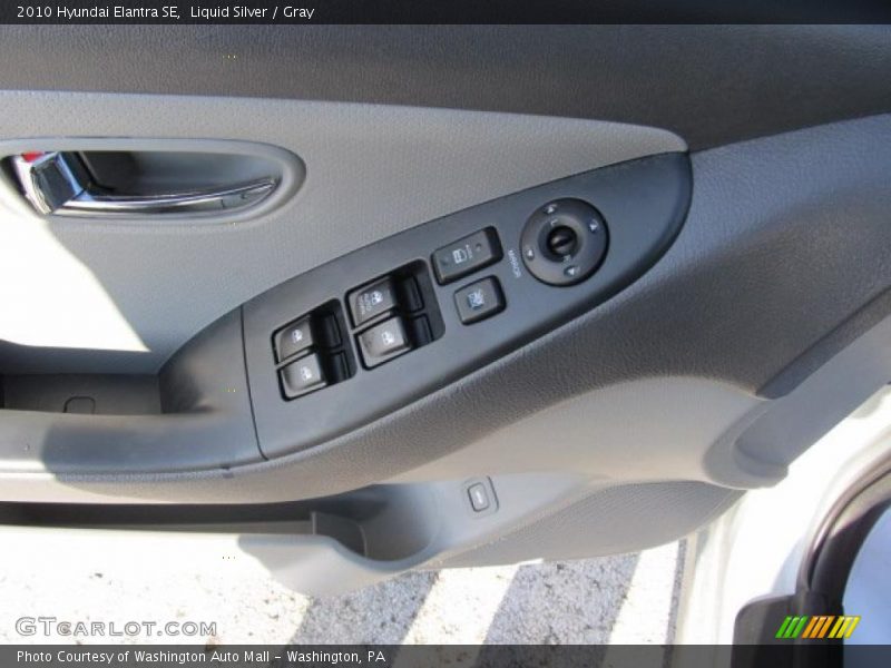 Liquid Silver / Gray 2010 Hyundai Elantra SE