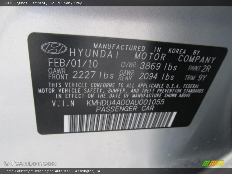 Liquid Silver / Gray 2010 Hyundai Elantra SE