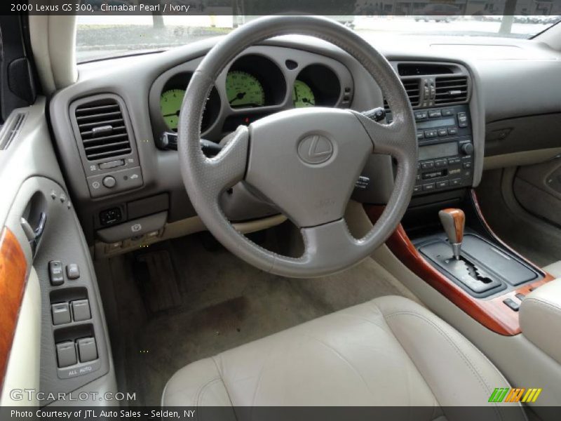  2000 GS 300 Ivory Interior