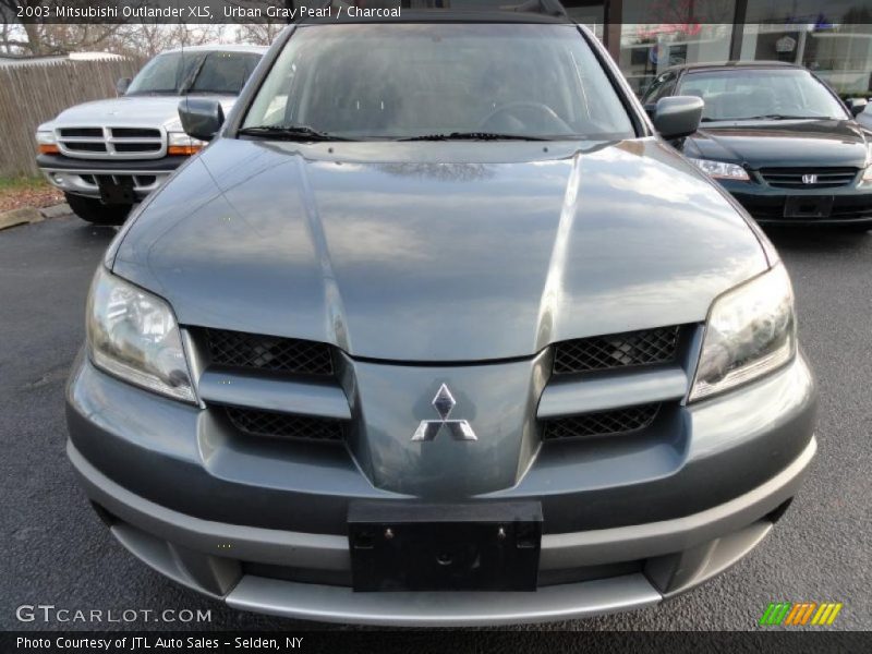 Urban Gray Pearl / Charcoal 2003 Mitsubishi Outlander XLS