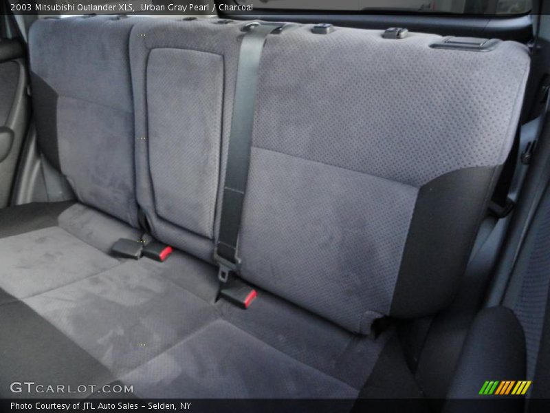 Urban Gray Pearl / Charcoal 2003 Mitsubishi Outlander XLS