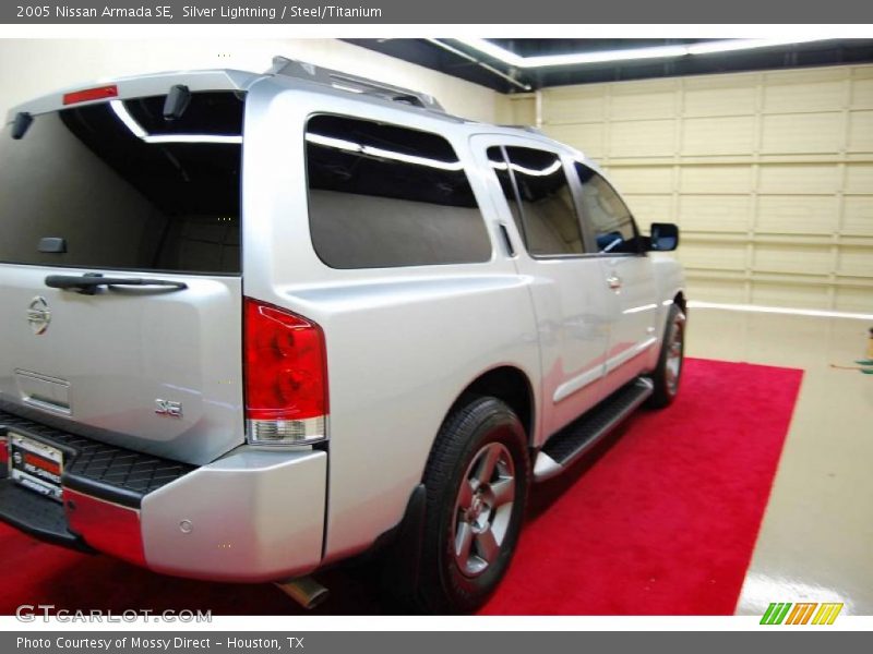 Silver Lightning / Steel/Titanium 2005 Nissan Armada SE