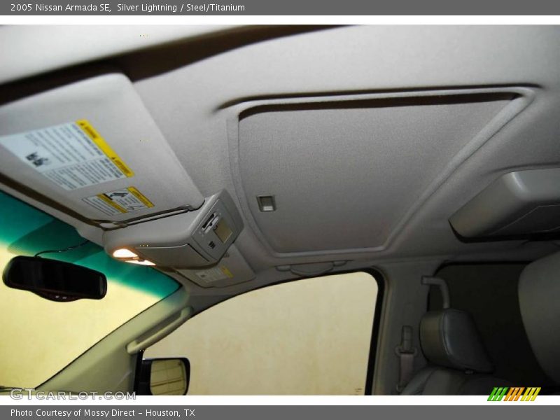 Silver Lightning / Steel/Titanium 2005 Nissan Armada SE