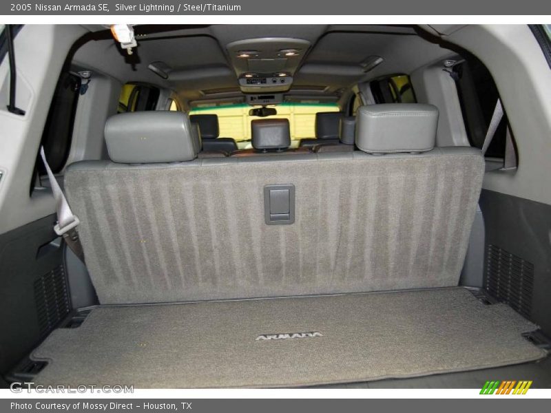 Silver Lightning / Steel/Titanium 2005 Nissan Armada SE