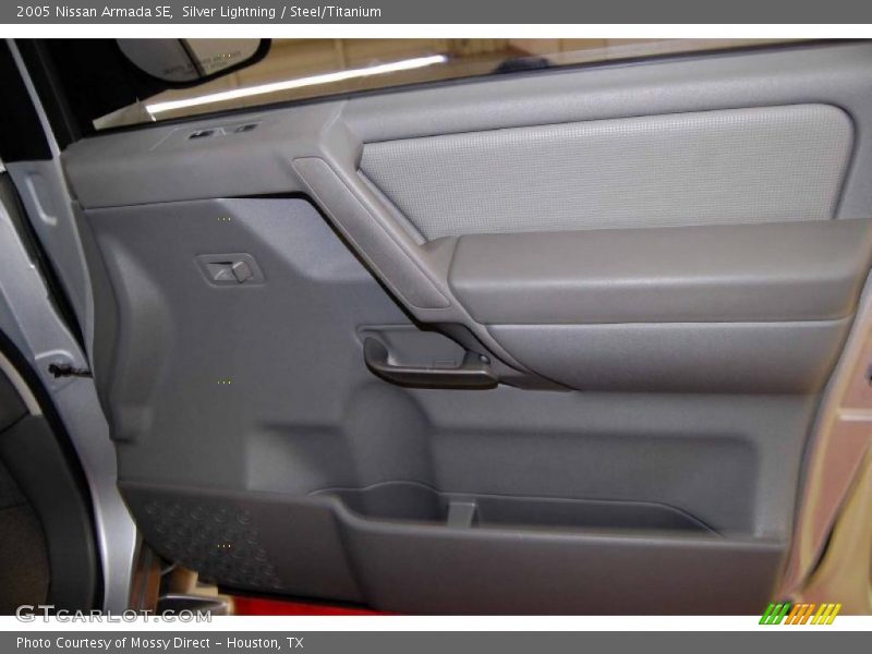 Silver Lightning / Steel/Titanium 2005 Nissan Armada SE
