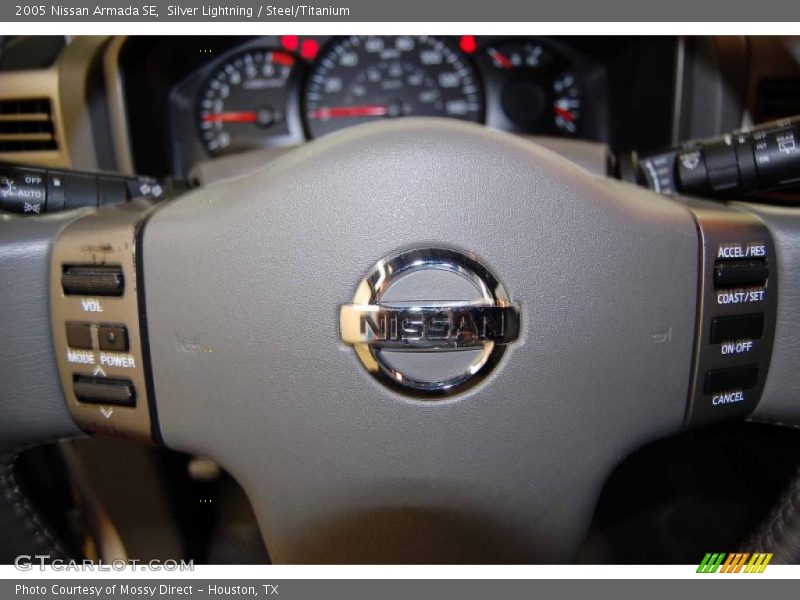 Silver Lightning / Steel/Titanium 2005 Nissan Armada SE