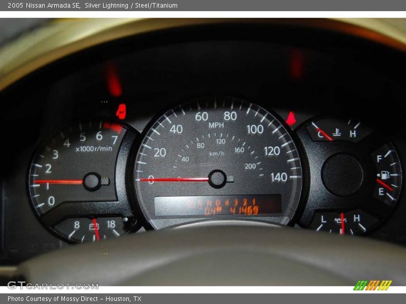 Silver Lightning / Steel/Titanium 2005 Nissan Armada SE