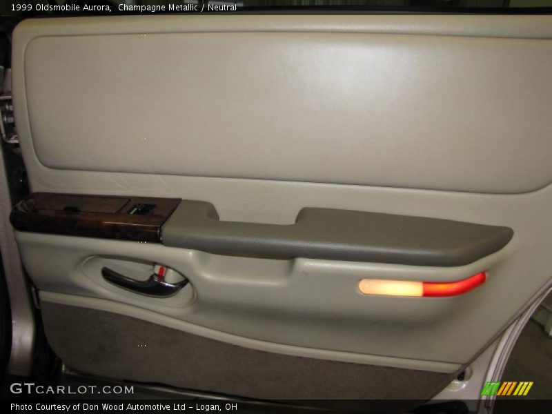Champagne Metallic / Neutral 1999 Oldsmobile Aurora